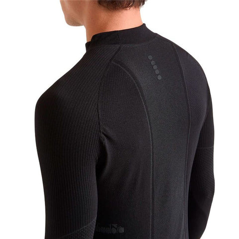 V2H3243C247BAFA04D10C0E58E66B8D8F04R7627998P5